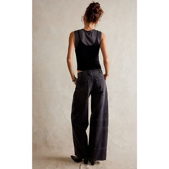 Free People We the Free UNKNOWN REASONS Moto Loose Straight Jeans 29 NWT $158 - Picture 2 of 5